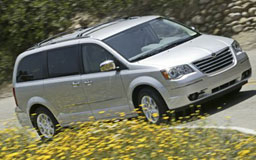 Франкфурт 2007: Chrysler с нов Grand Voyager и освежен 300С