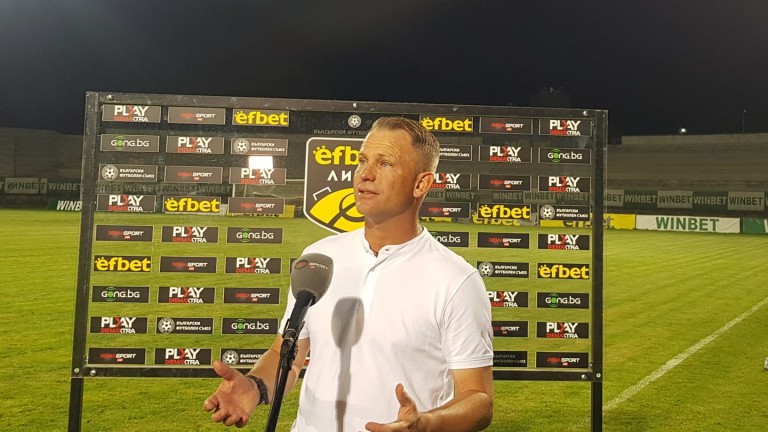 От утре Дани Моралес ще подготвя своите футболисти за дубъл над Левски