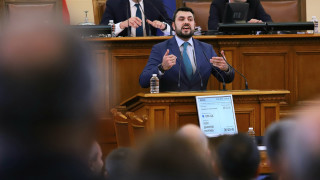 Депутатите реагираха на поредното дипломатическо напрежение което Република Северна Македония
