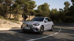 Mercedes-Benz GLC става електрически и с най-големия екран на марката до момента