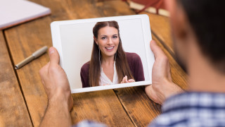 Fibank Първа инвестиционна банка вече предлага услугата Видео консултация за