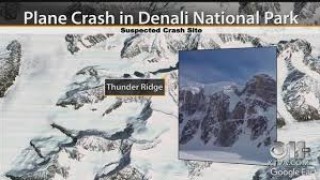 Най малко четирима души загинаха след като туристически самолет се разби