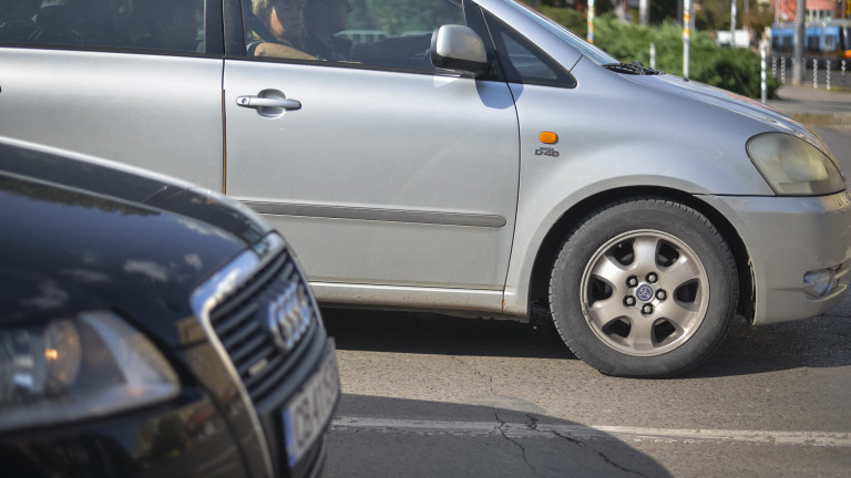 Шофьорка нападна с шамари мъж на кръстовище в Русе