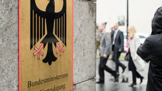Германия нареди инспекция на всички казарми заради открити нацистки символи