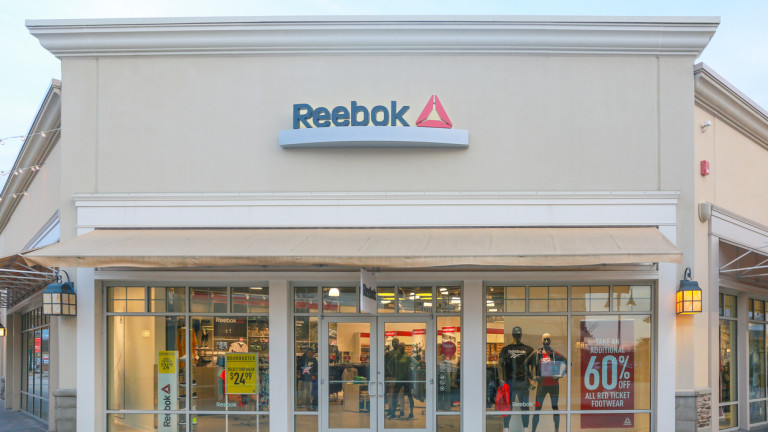 Adidas иска да продаде Reebok