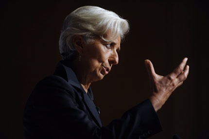МВФ нe може да помогне на Гърция, допитването е безсмислено, обяви Лагард