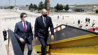 Нямаме нужда от посредници Никой не познава по добре нашата история