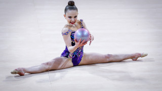 Стилияна Николова спечели сребърен медал на топка а шампионката в
