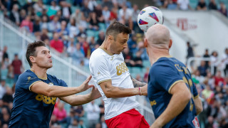 Български звезди 2 2 Световни звезди 30′ ГООЛ ЗА