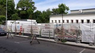 Строител се оплаква за спрян строеж след издадено разрешително от община Бургас 
