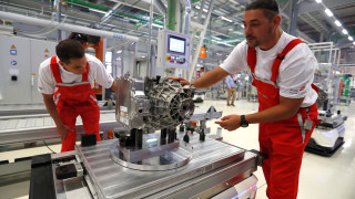 Хиляди останаха без работа в Унгария заради проблемите на германските автогиганти