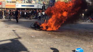 "Амнести": 146-ма загинали при протестите в Иран