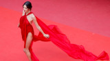 Алесандра Амброзио, филмовият фестивал в Кан и колко секси е моделът в червено