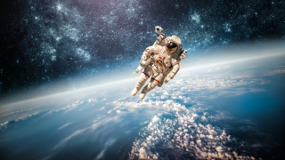 Какво обединява NASA и Vans