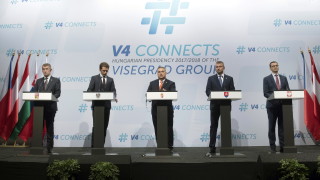 Вишеградската четворка отрече, че е сключила сделка с Германия за мигрантите