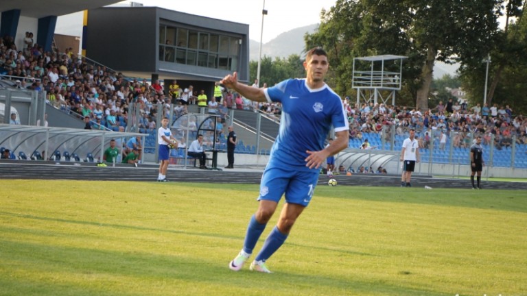 Бившият футболист на Левски Димитър Макриев е едно от новите попълнения на Вихрен