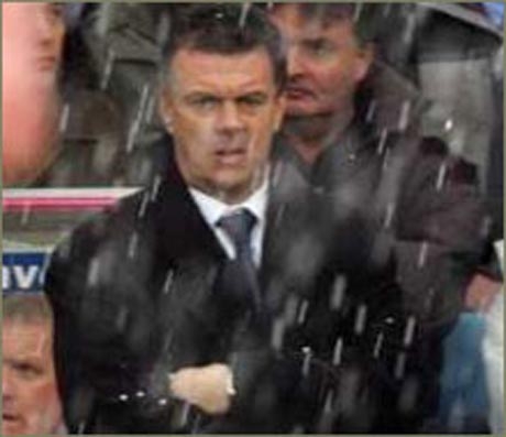 О'Лиъри напусна Астън Вила