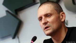 Руският опозиционер Сергей Удалцов който обяви суха гладна стачка е