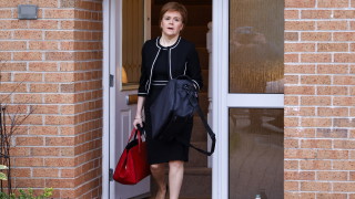 Първият министър на Шотландия Никола Стърджън опроверга спекулациите за нейното