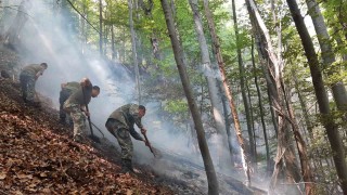 Два вертолета с екипажи от 24 а авиобаза Крумово излетяха