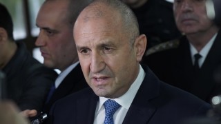 България следи с огромна тревога и загриженост случващото се в