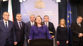 Само 12 часа след като Министерство на финансите публикува проектобюджета