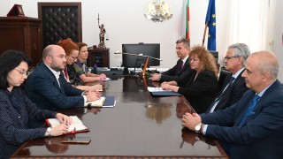 Електронно заявяване на актове за вписване в Имотния регистър