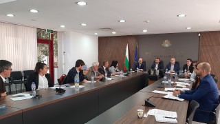 Областната управа в Благоевград е изпратила в Агенцията по обществени