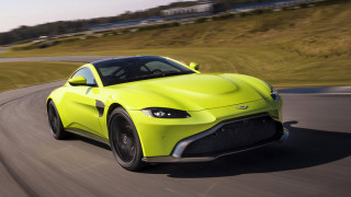 Новият Aston Martin Vantage има V8 двигател с мощност 503