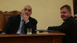 Военният министър Красимир Каракачанов разчита на дипломатичните качества на премиера