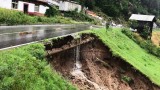  Порой и градушка унищожиха пътища в община Сатовча 