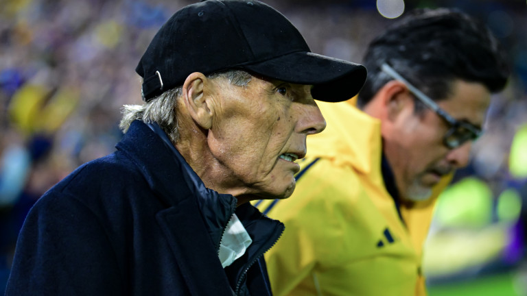 Футболният свят скърби. Кой беше Мигел Анхел Русо?