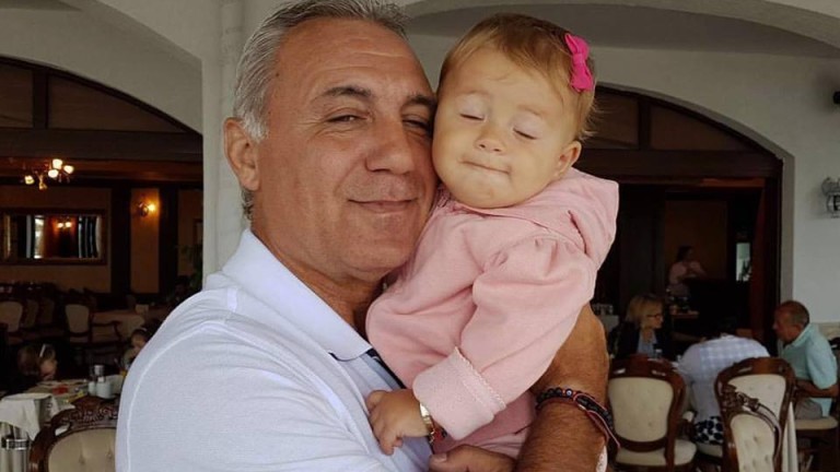 Христо Стоичков гушна малката Миа