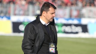 Милош Крушчич приключва авантюрата си като старши-треньор на ЦСКА, твърди вестник 