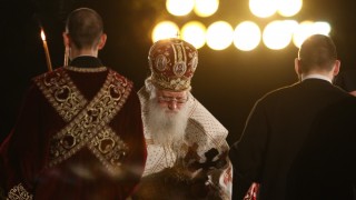 Българският патриарх Неофит възвести Христовото Възкресение и благослови православните християни