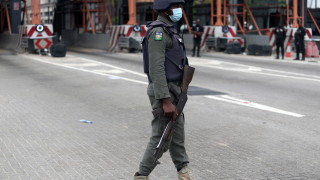 Въоръжени мъже са отвлекли над 200 ученици в град Курига