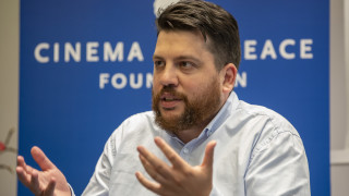 Сподвижник на хвърления в ареста критик на Кремъл Алексей Навални