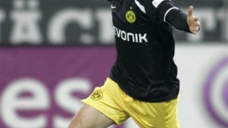 ВИДЕО: Дортмунд прави уникално мото шоу