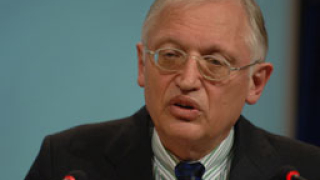 Гюнтер Ферхойген пристига утре на посещение у нас