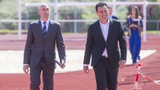 Подмяната в спортно техническия щаб на испанския национален отбор тече с