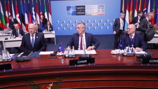 В Букурещ продължава двудневната среща на външните министри на НАТО