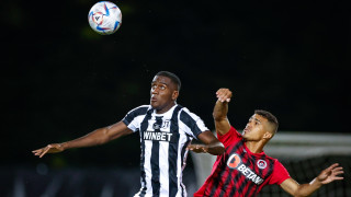 Локомотив Пловдив остана без един от най добрите си футболисти за