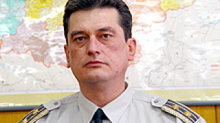 Петков представи новия шеф на “Пожарната”