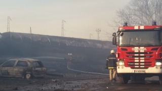 Петима загинали при взрив на цистерна в Хитрино, МВР евакуира селото