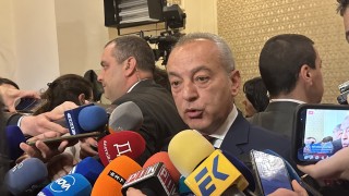 Като добър и премислен избор окачестви за свой наследник