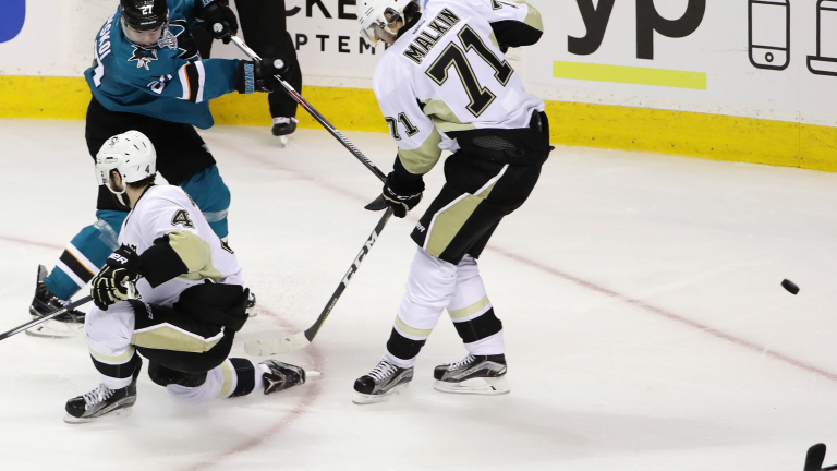 &bdquo;Акулите" не се уплашиха от &bdquo;Пингвините"