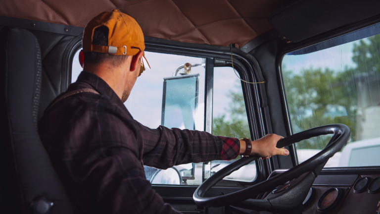 Как осъден на 110 години затвор шофьор обедини над 4 милиона души