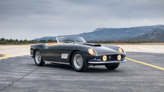 Холивудска суперзвезда продава на търг ретро модел на Ferrari от 1958-а 