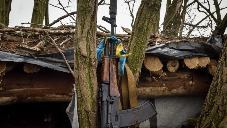 Петима загинали при нощните руски обстрели в Украйна
