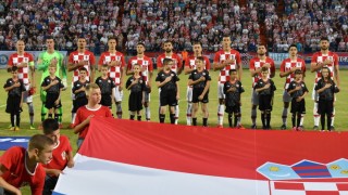 В малко по различен от обичайния си състав националният отбор на